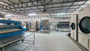 Thiết bị hoàn thiện đồ vải cho xưởng giặt hiện đại